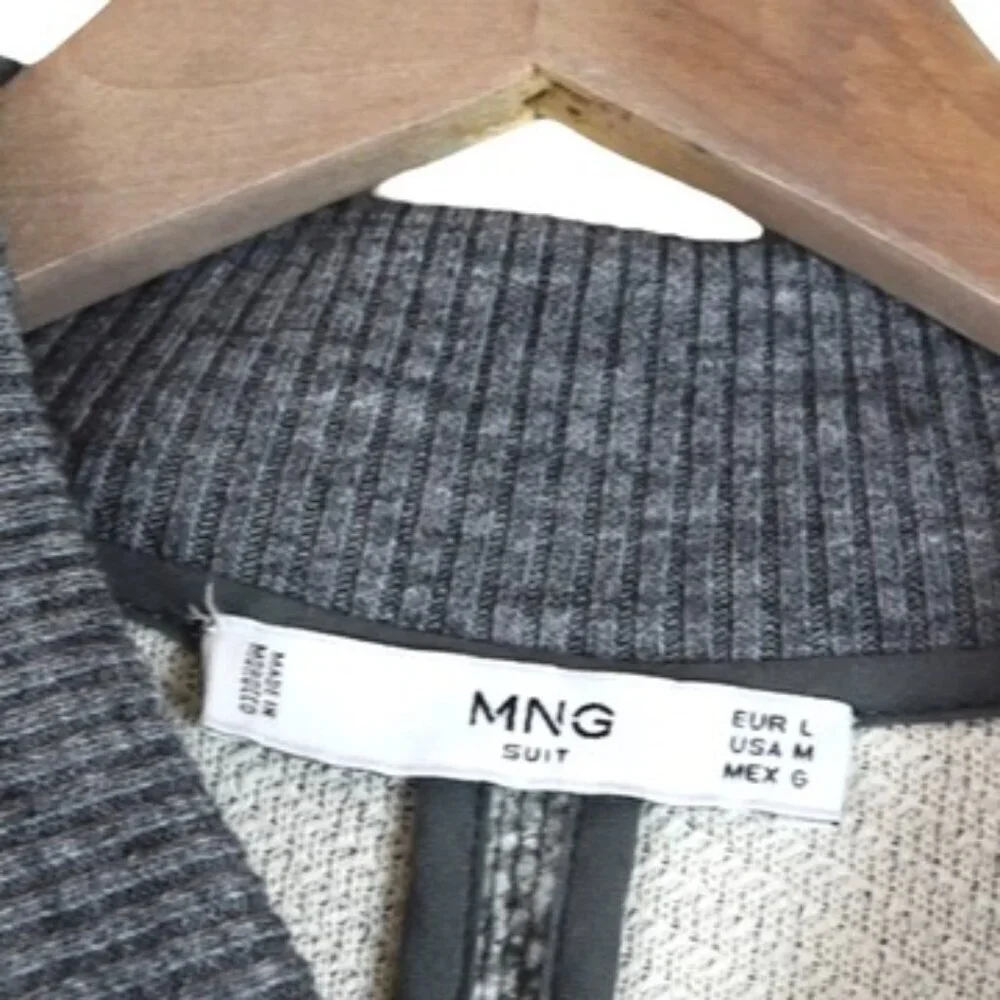 MNG man mng grey