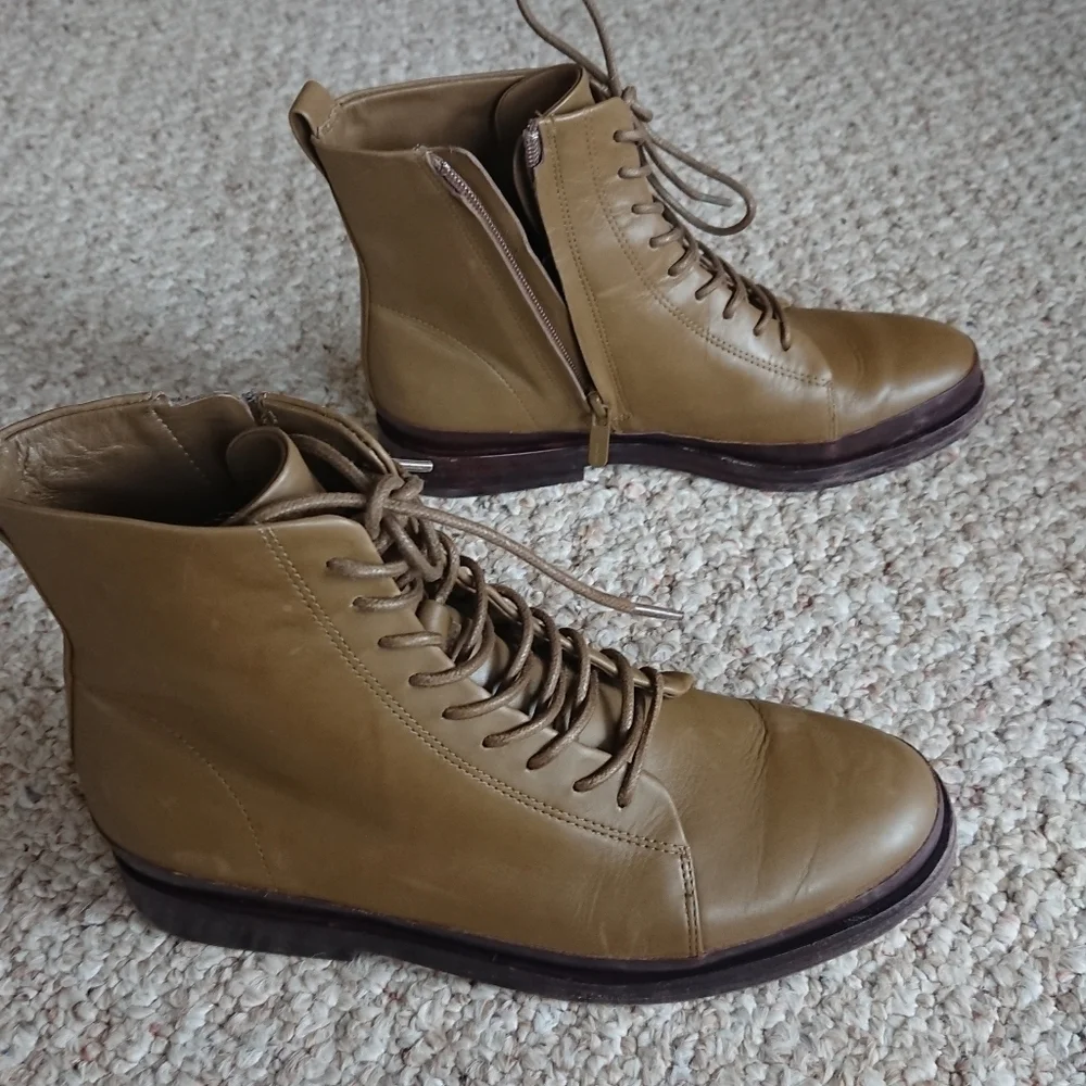 Vince cooper leather