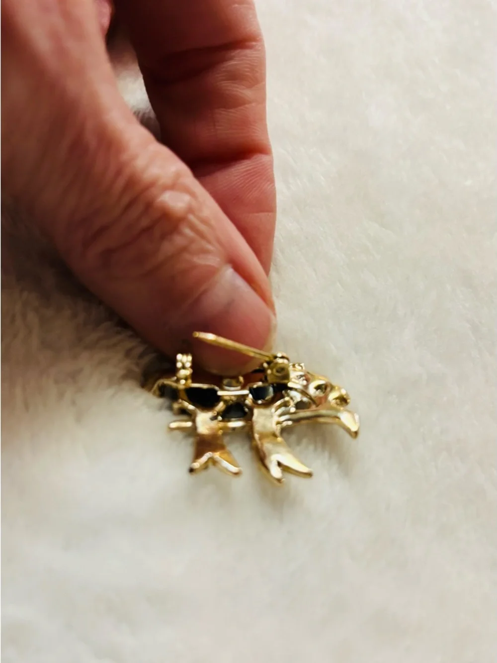 Source Unknown gold tone
