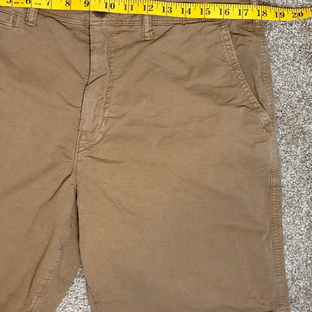 American Eagle Outfitters classic flat