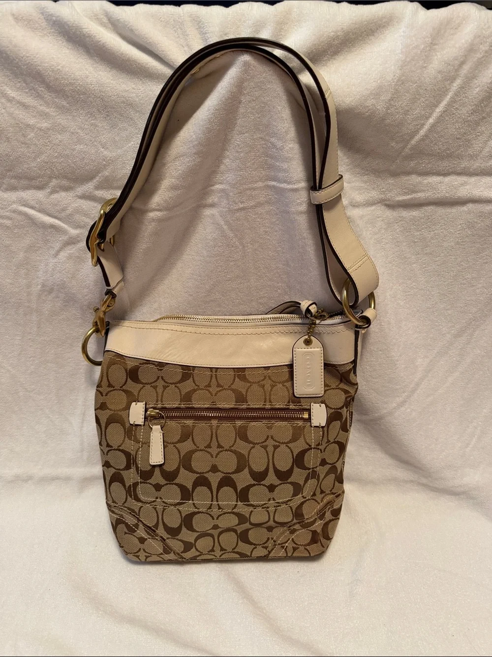 Coach shoulder bag