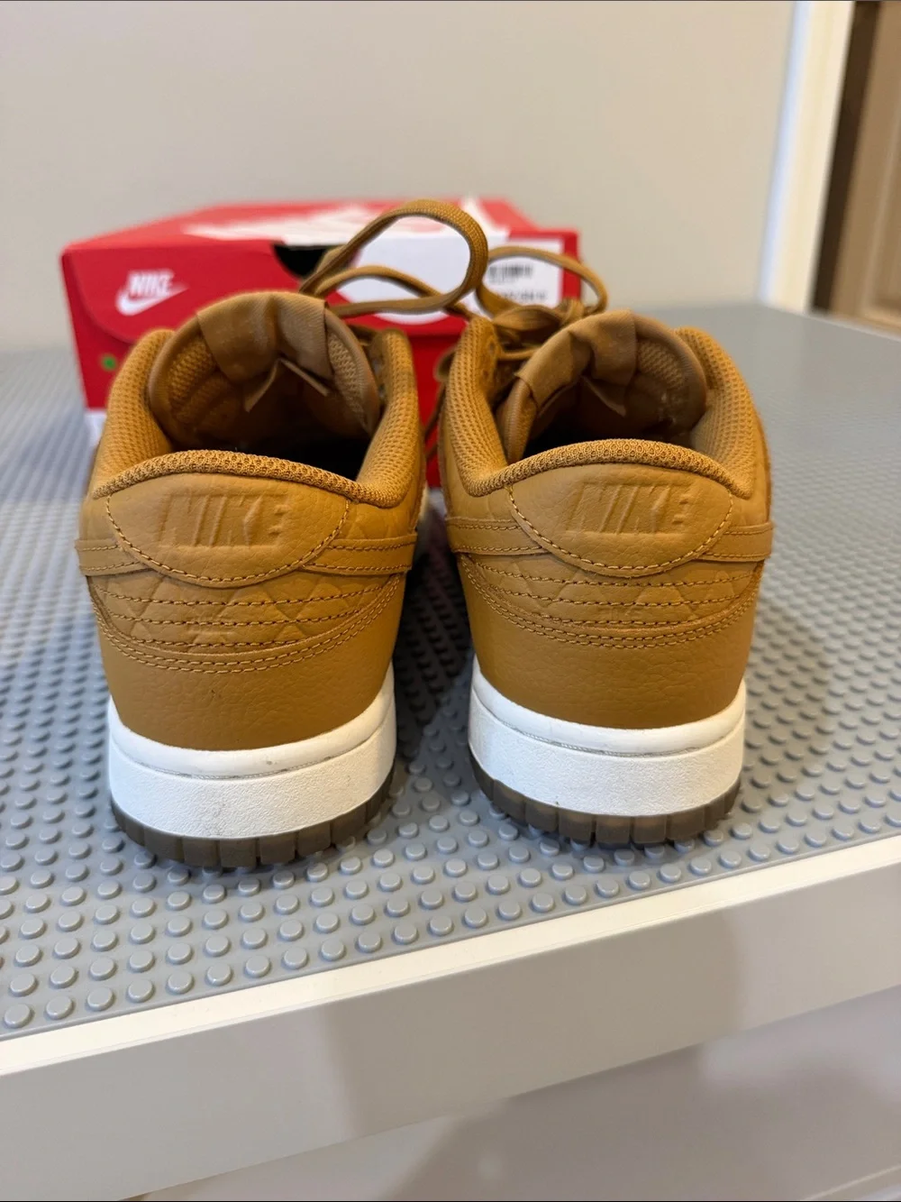 Nike Men’s Low-Top Sneakers in Cognac Brown