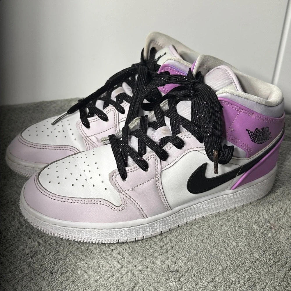N/A jordan mid