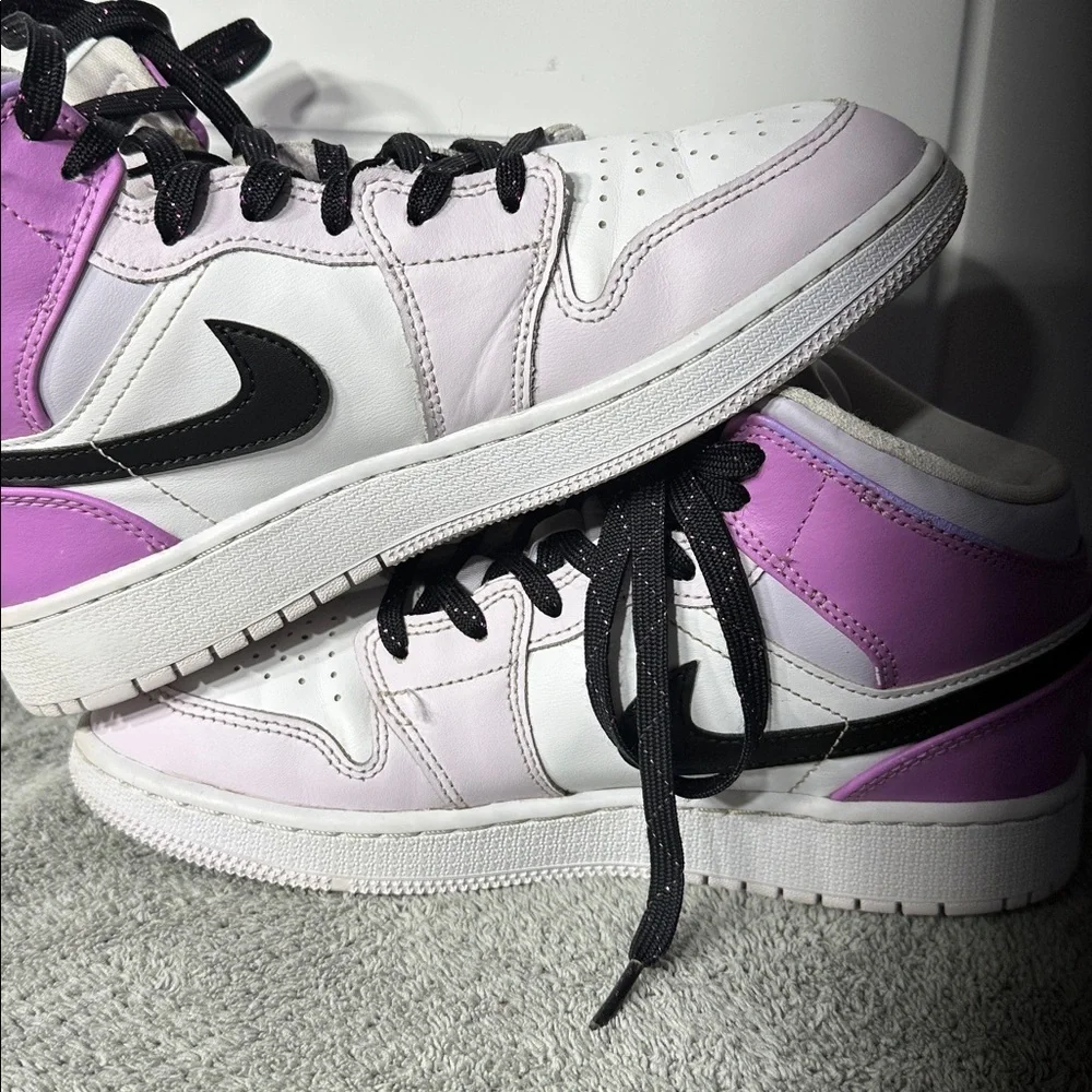 N/A jordan mid