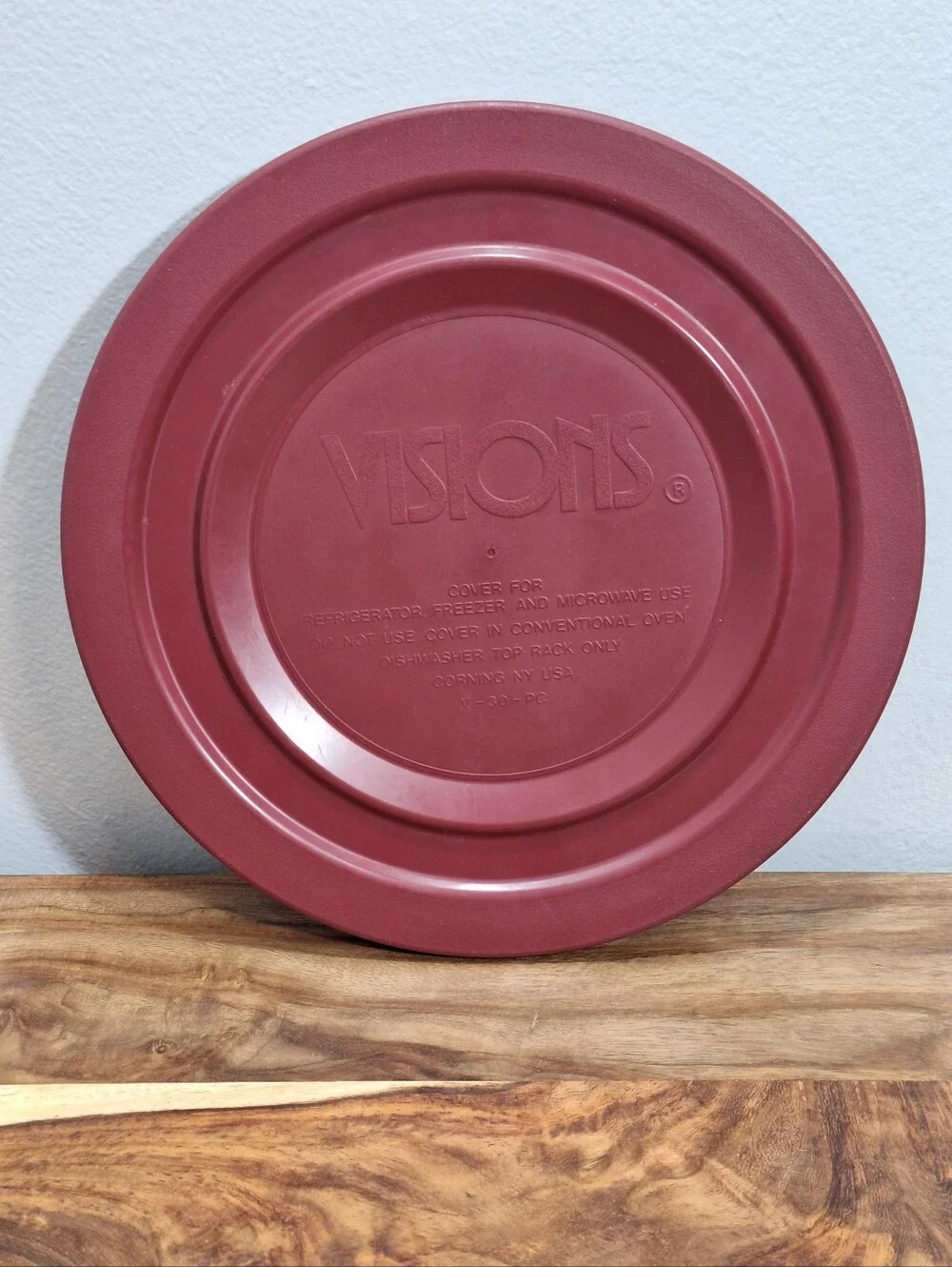 Vtg Vision Ware Cranberry 24oz Casserole Dish V-30-B With Plastic Corning Lid