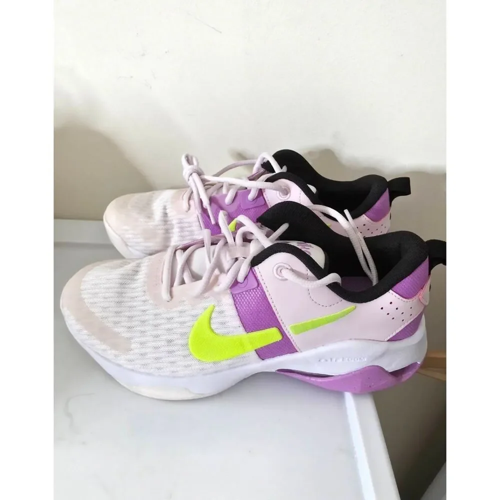 Nike Zoom Bella 6 US 10 NWOB
