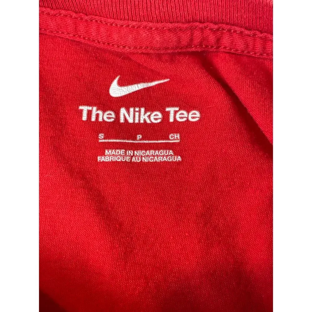 Nike classic red