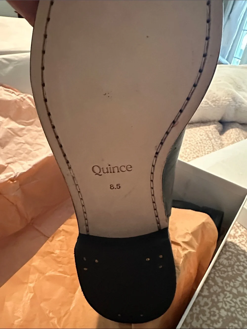 Quince smooth black