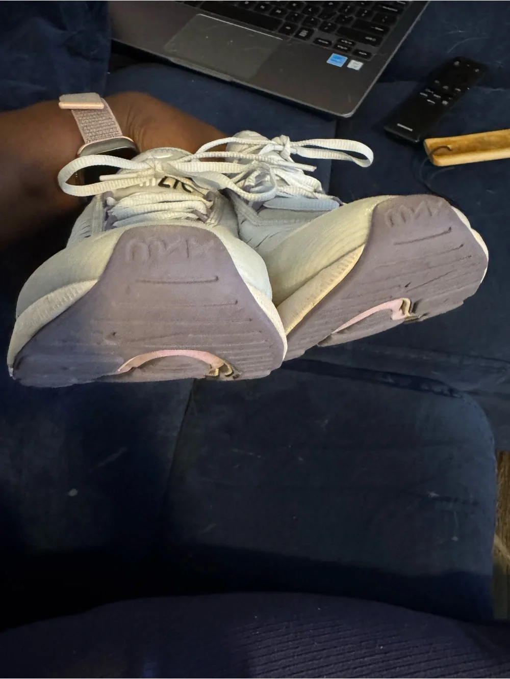 Nike Air Max 270 Pure Platinum White Lilac Bloom