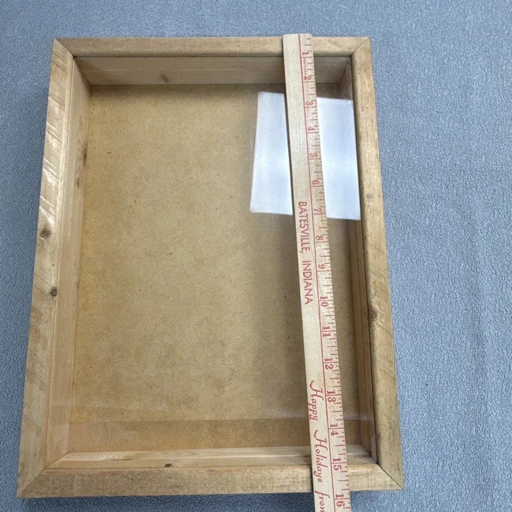 Wood Display Case  12 x 16 x 2 1/2 for Arrowheads Knifes Collectibles & More
