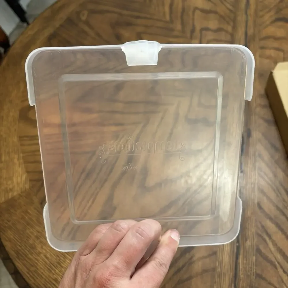 Temptations by Tara Plastic Replacement LID ONLY for Square Dish 6.5” Old World