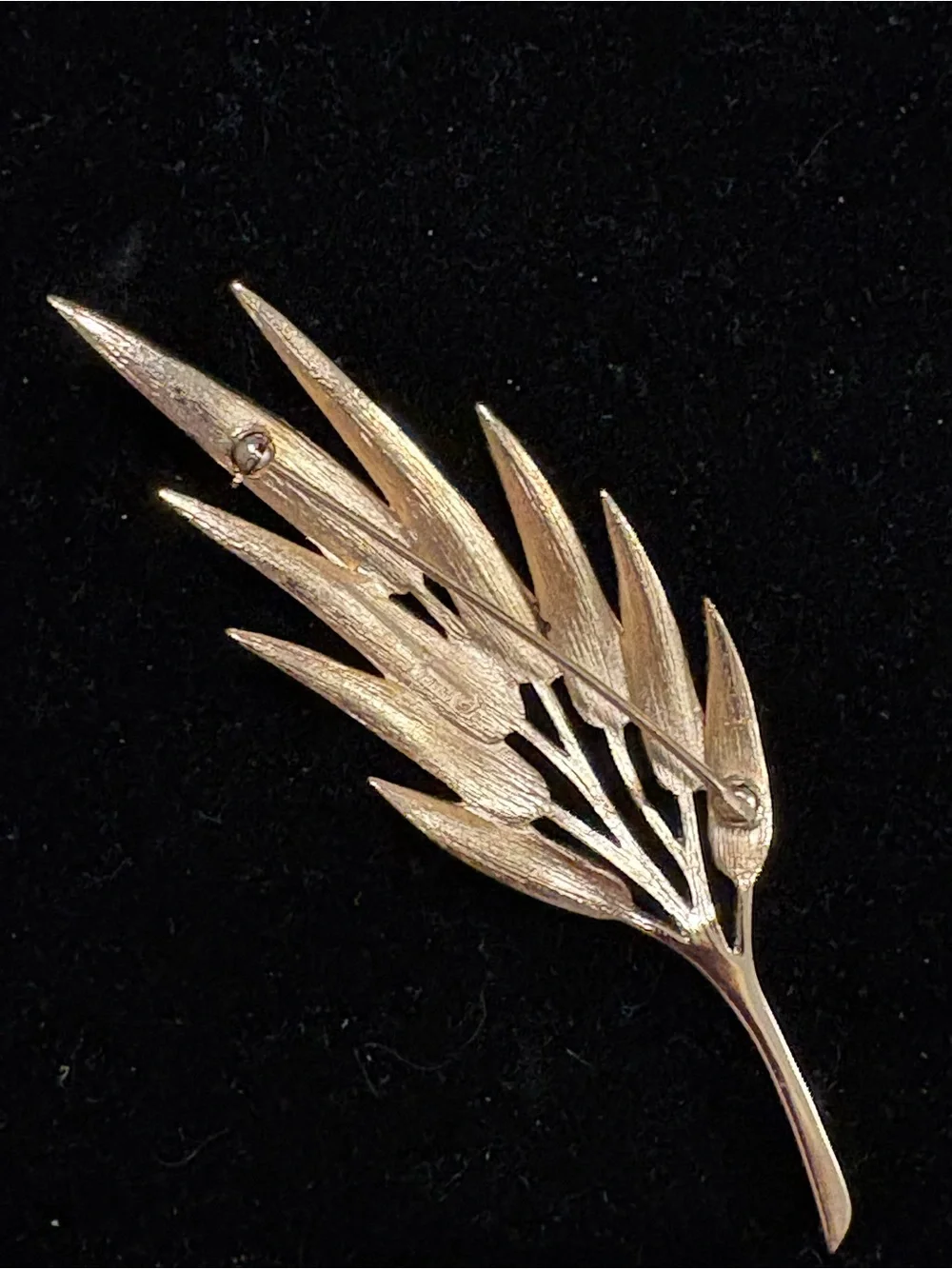 Crown Trifari trifari branded