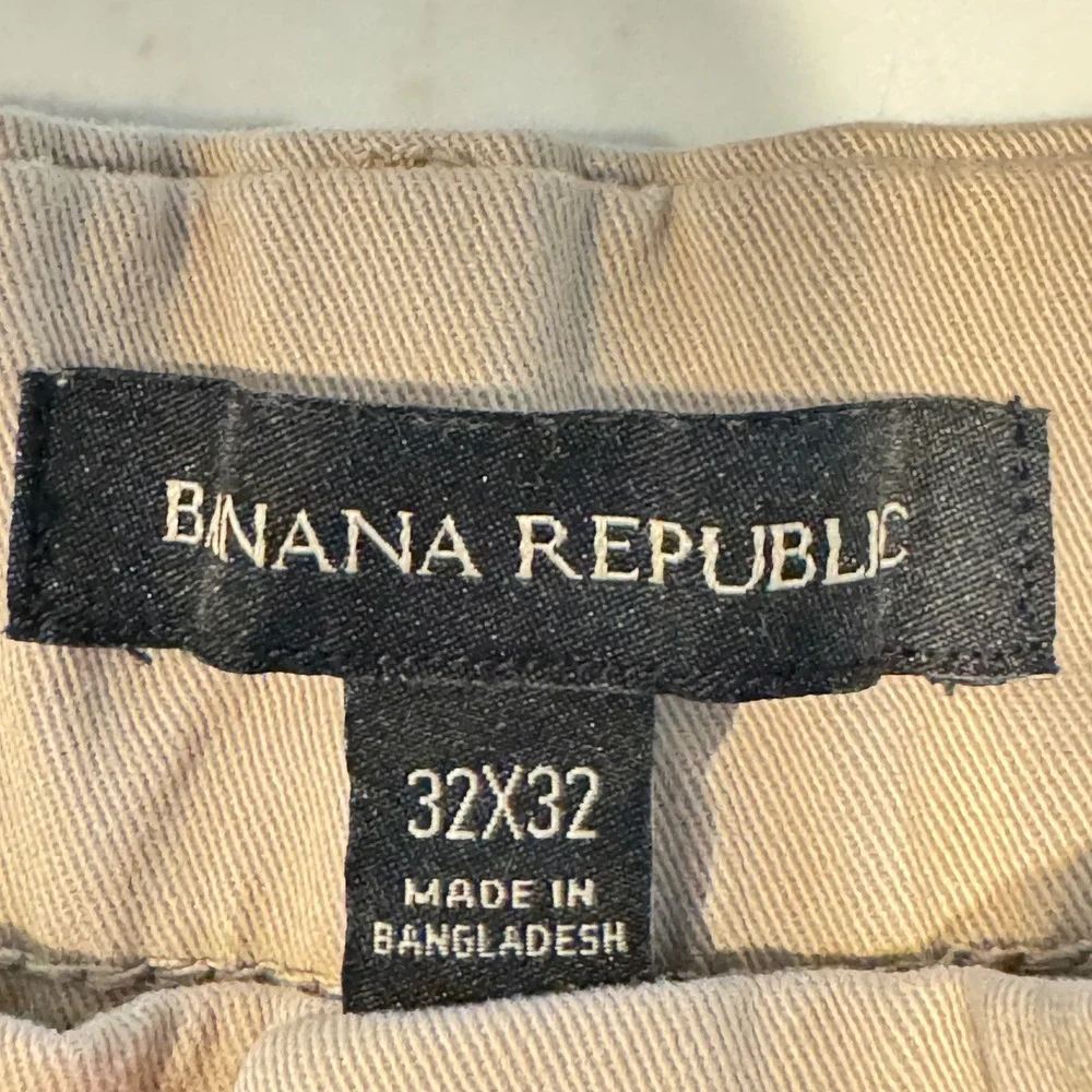 Banana Republic item excellent