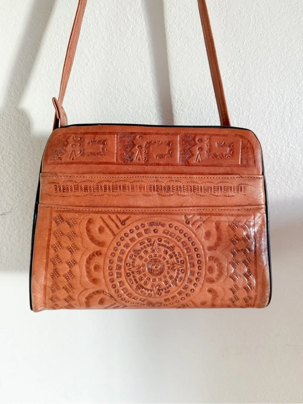Vintage 1970’s Mexican Leather Embossed Crossbody Bag