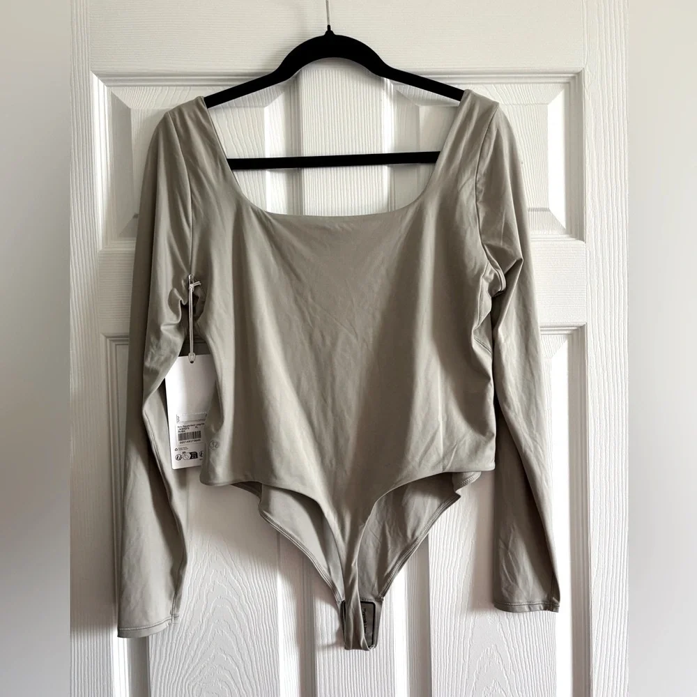 lululemon athletica versatile sleeves asymmetrical
