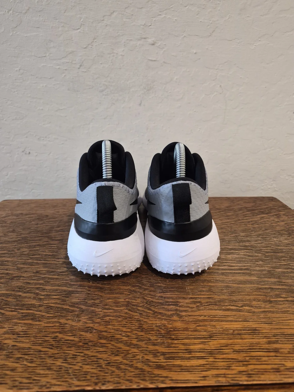 Nike lightweight runners