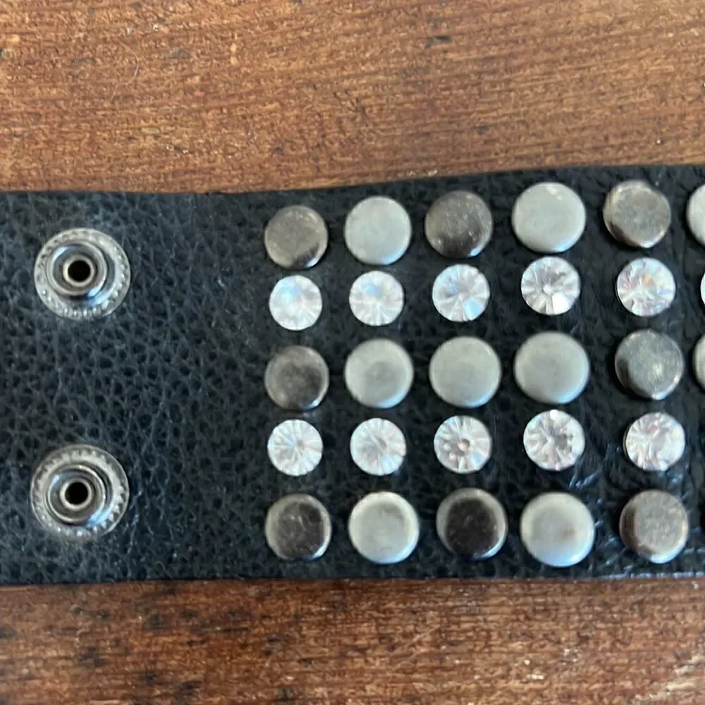 N/A black leather