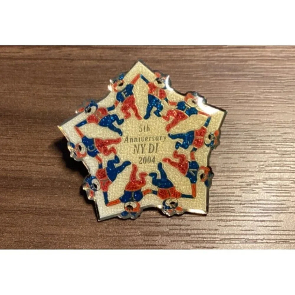 Destination Imagination Pin 💥 NY DI 5th Anniversary 2004 Pin Pinback