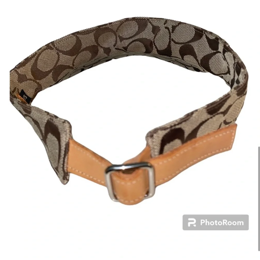 💎 COACH VINTAGE SIGNATURE LOGO VISOR IN BROWN