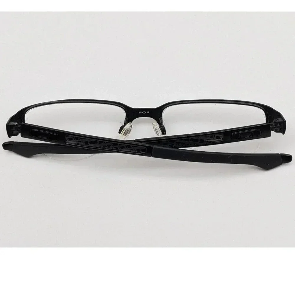 Oakley 10 excellent