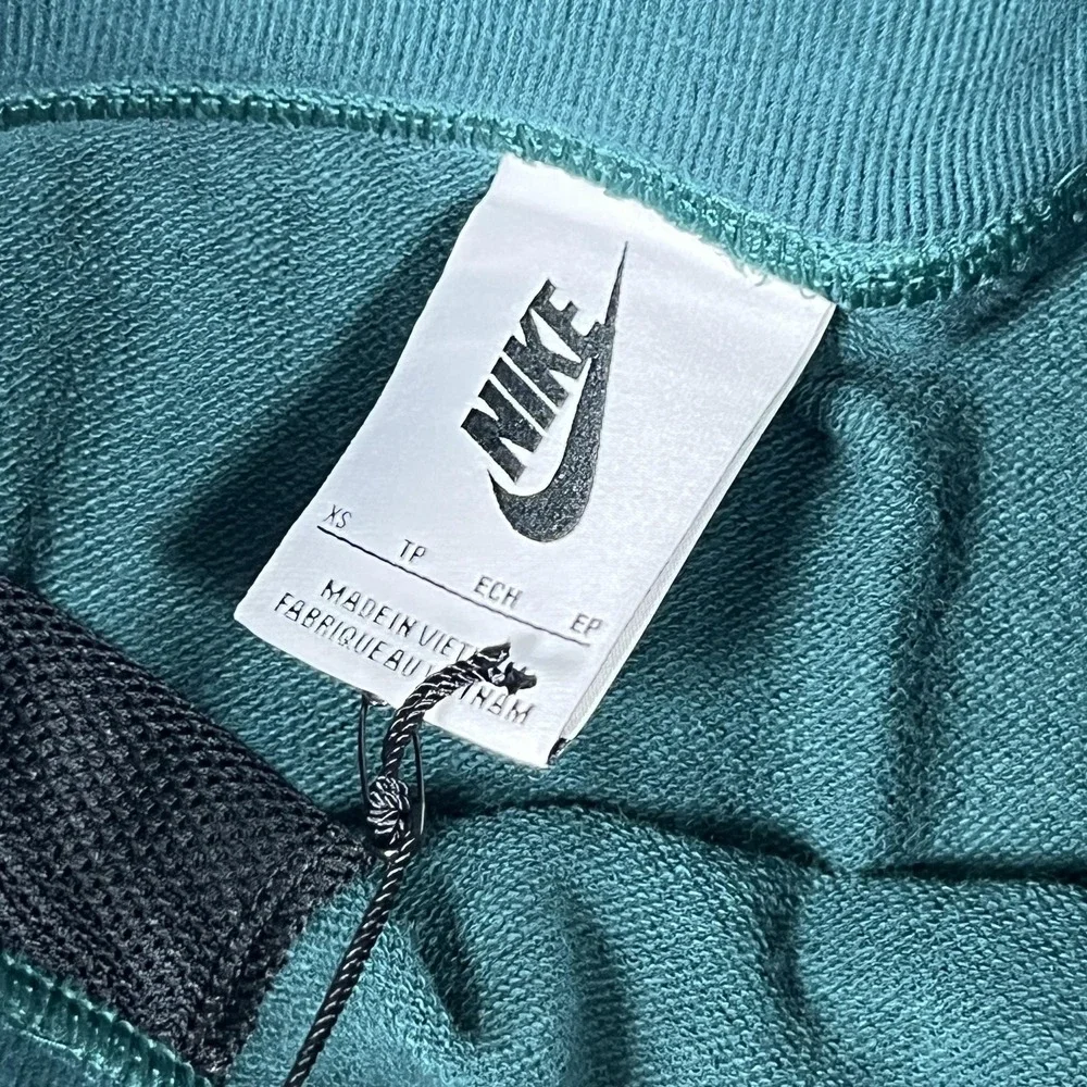 NikeLab Skirt Womens XS Green French Terry Athletic Zip Pocket 865538-375‎