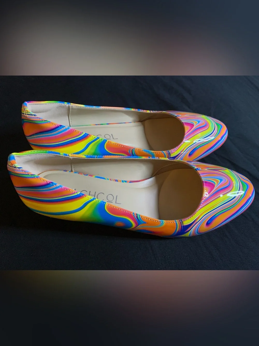N/A eye catching