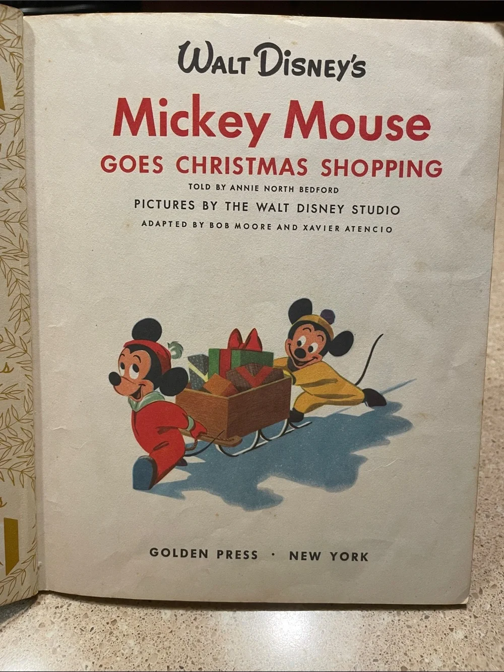 Walt Disney Mickey Mouse Goes Christmas Shopping - Red & Green Cover