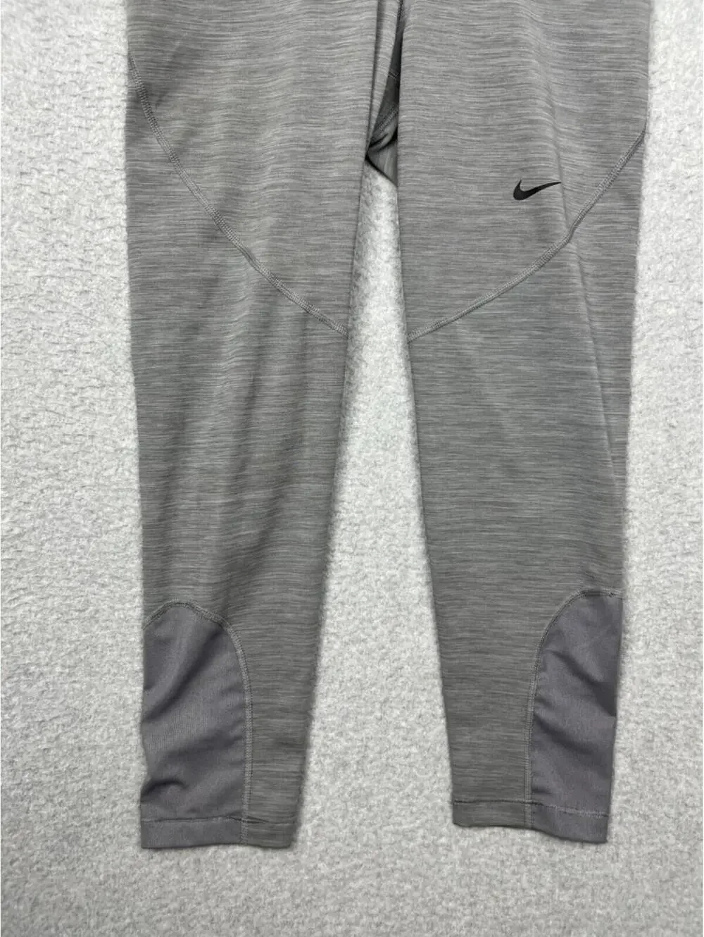 Nike Pro Tight Fit Crop Length Training Leggings Dri fit Womens M Running Gray