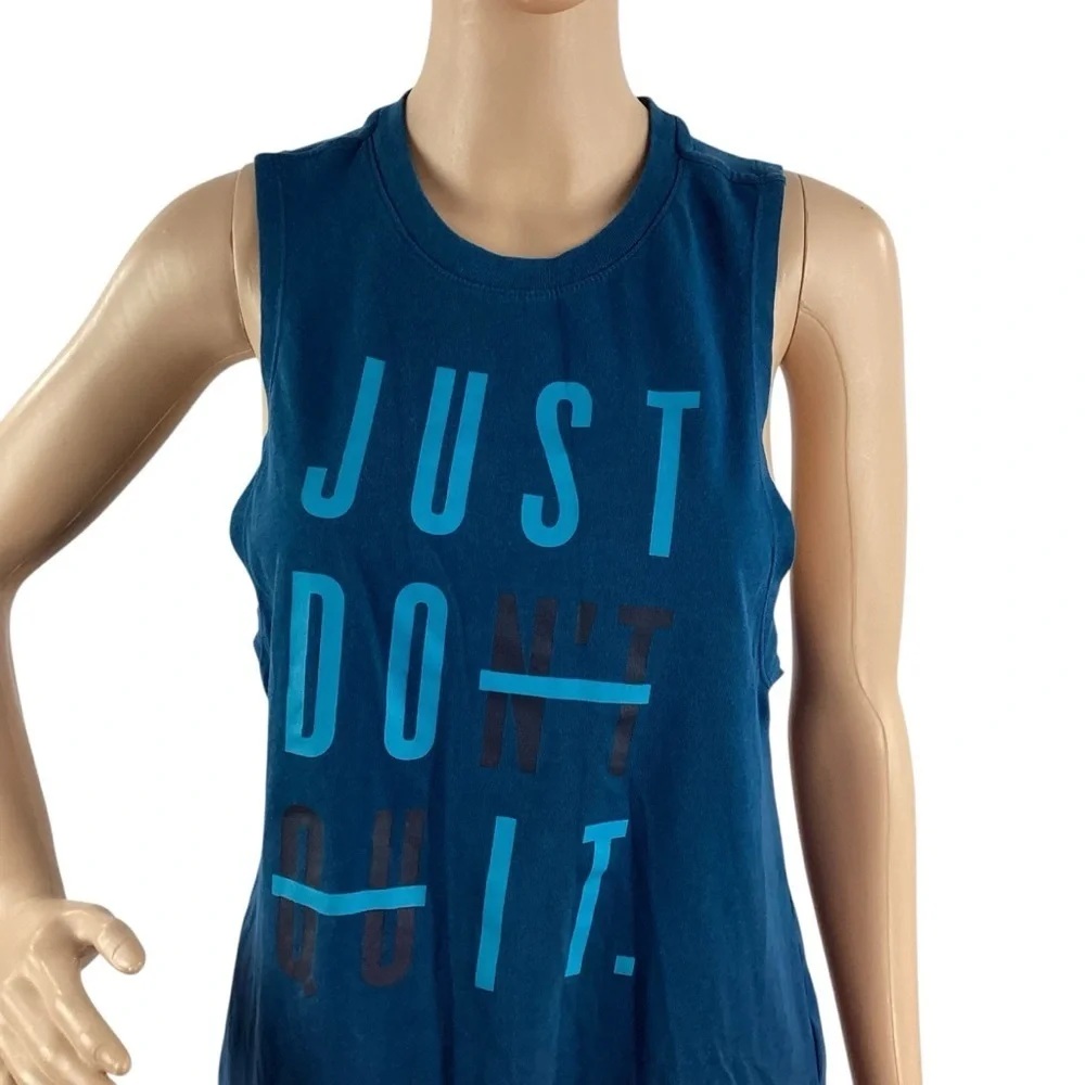 Nike arm slightly differ