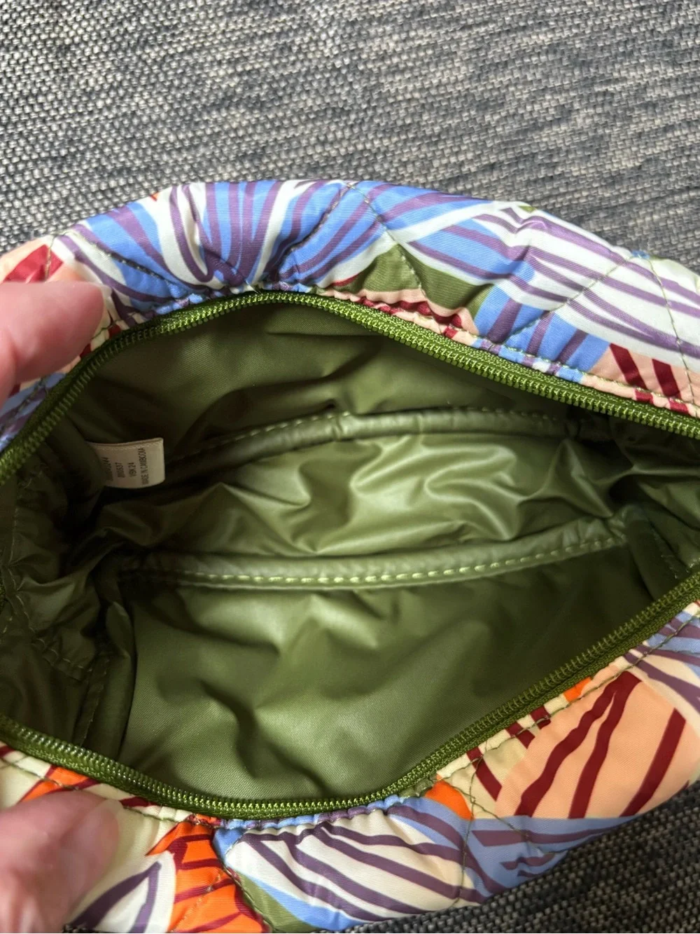 NWT Vera Bradley Essential Small Cosmetic Case