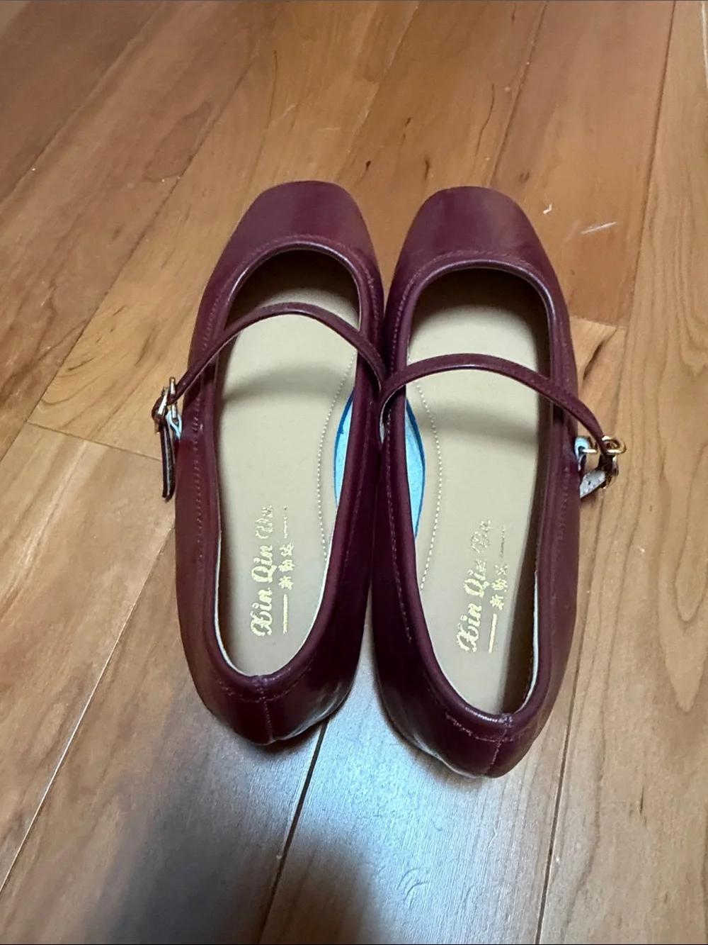 Kin qin da stylish burgundy