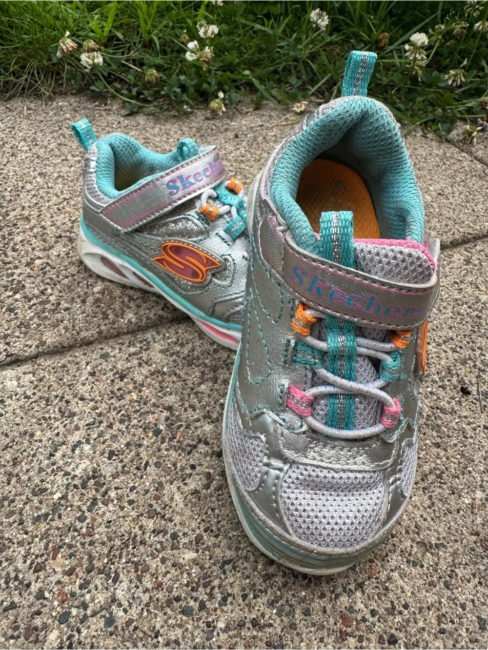 Skechers Kids Light up Sneakers with Teal, Pink & Orange Accents
