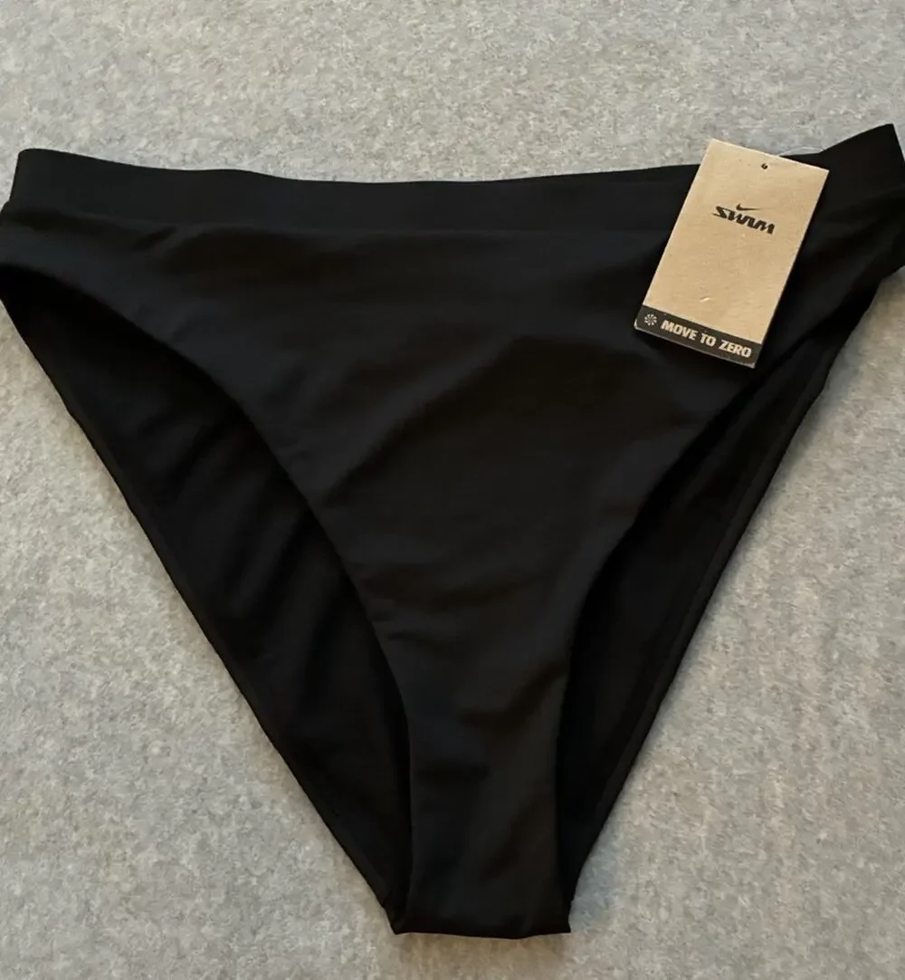 Nike Essential High-Waist Banded Swim Bottoms Black Size Large NWT