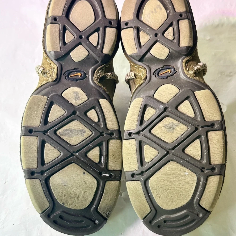 Nike slip mule