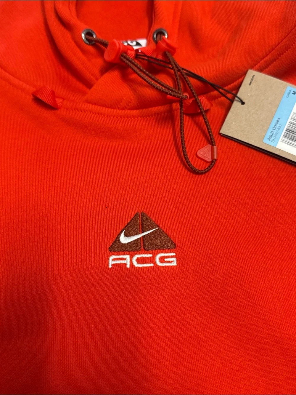 Nike bold red