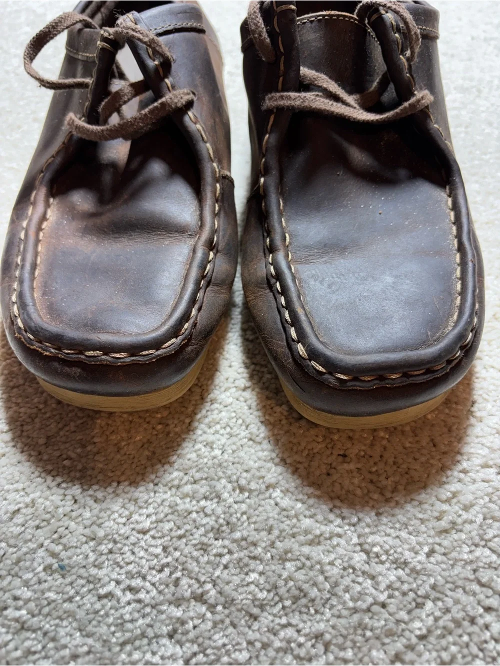 Clarks wallabies women’s sz 11