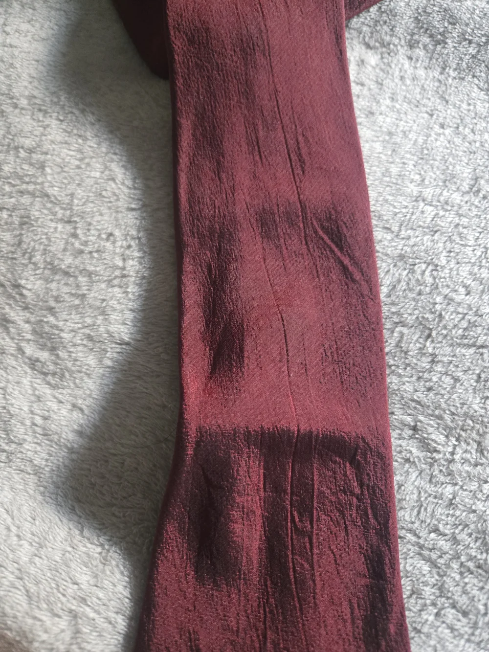 N/A sleek burgundy