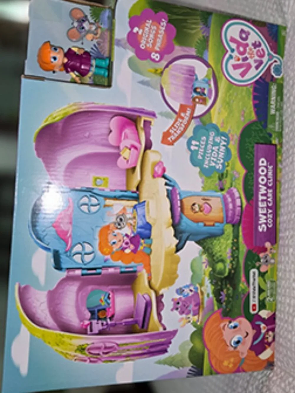 NEW Vida the Vet Sweetwood Cozy Care Clinic Playset Spin Master Sounds & Music