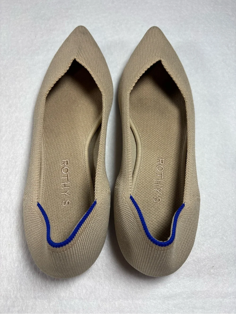 Rothys step out