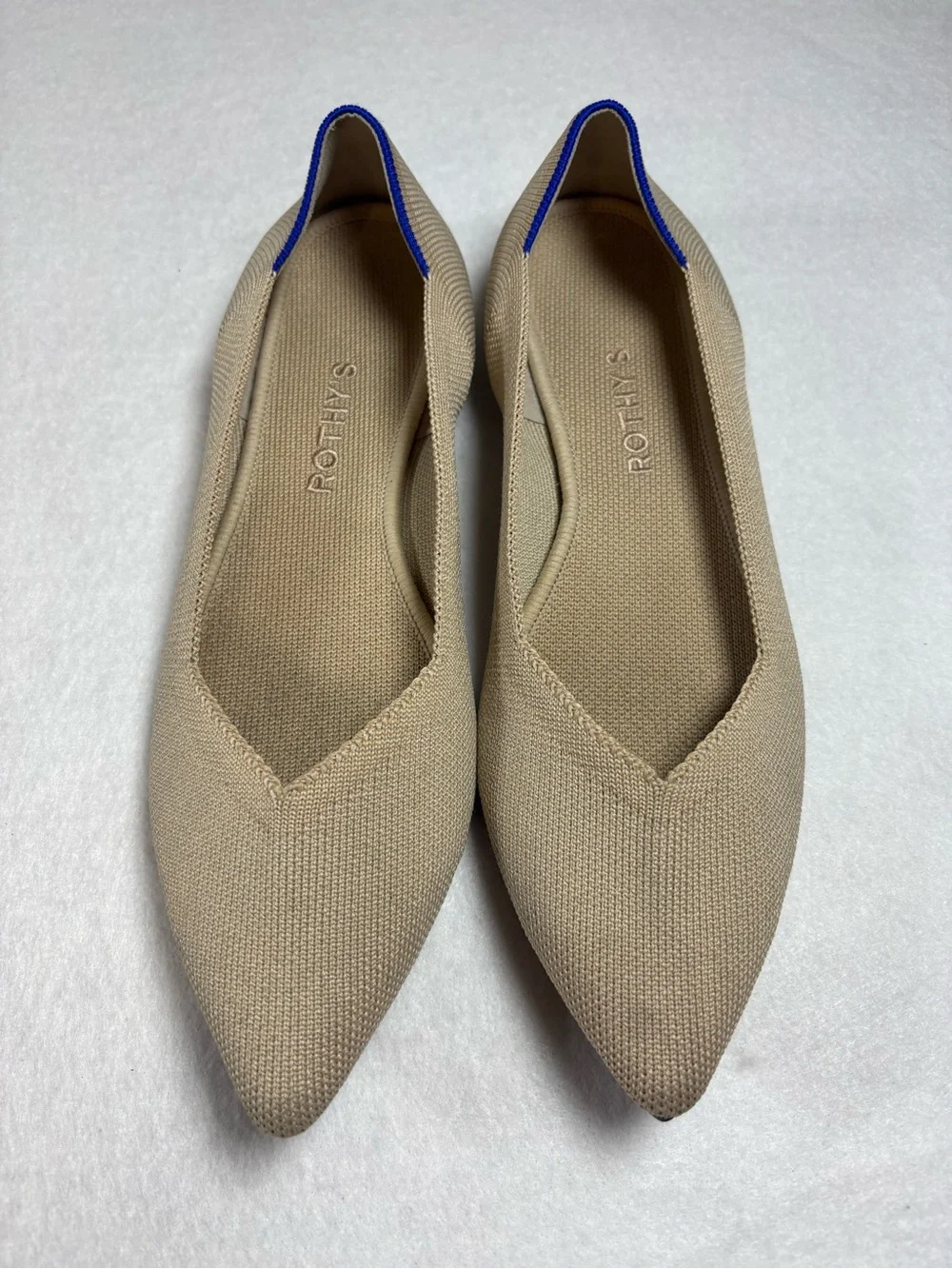 Rothys step out