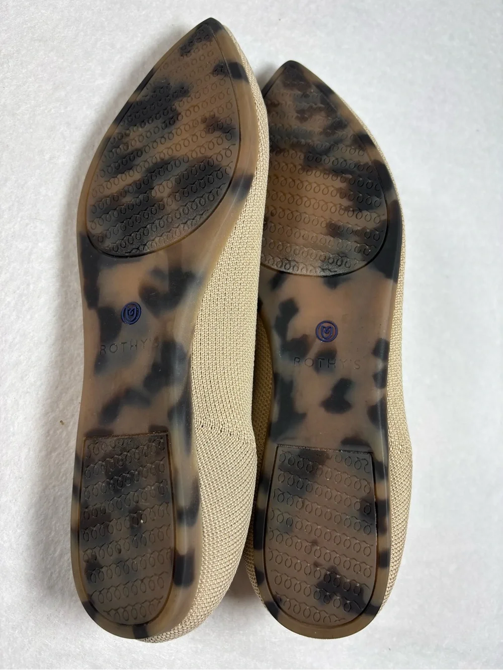 Rothys step out