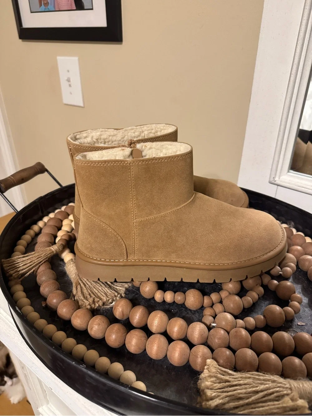 Universal Thread Women's May Suede Boots size 9 NWOT