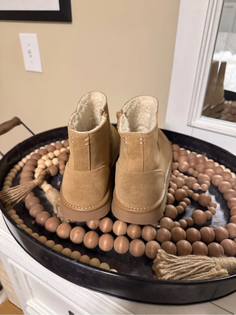 Universal Thread Women's May Suede Boots size 9 NWOT
