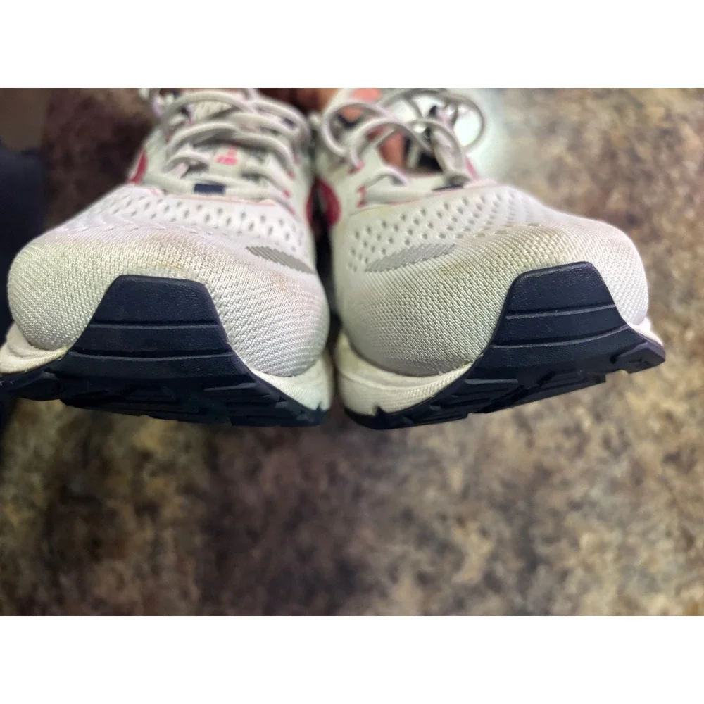 Brooks Addiction GTS 15 Womens Running Shoes Grey Pink 1203521B054 Size 9 B
