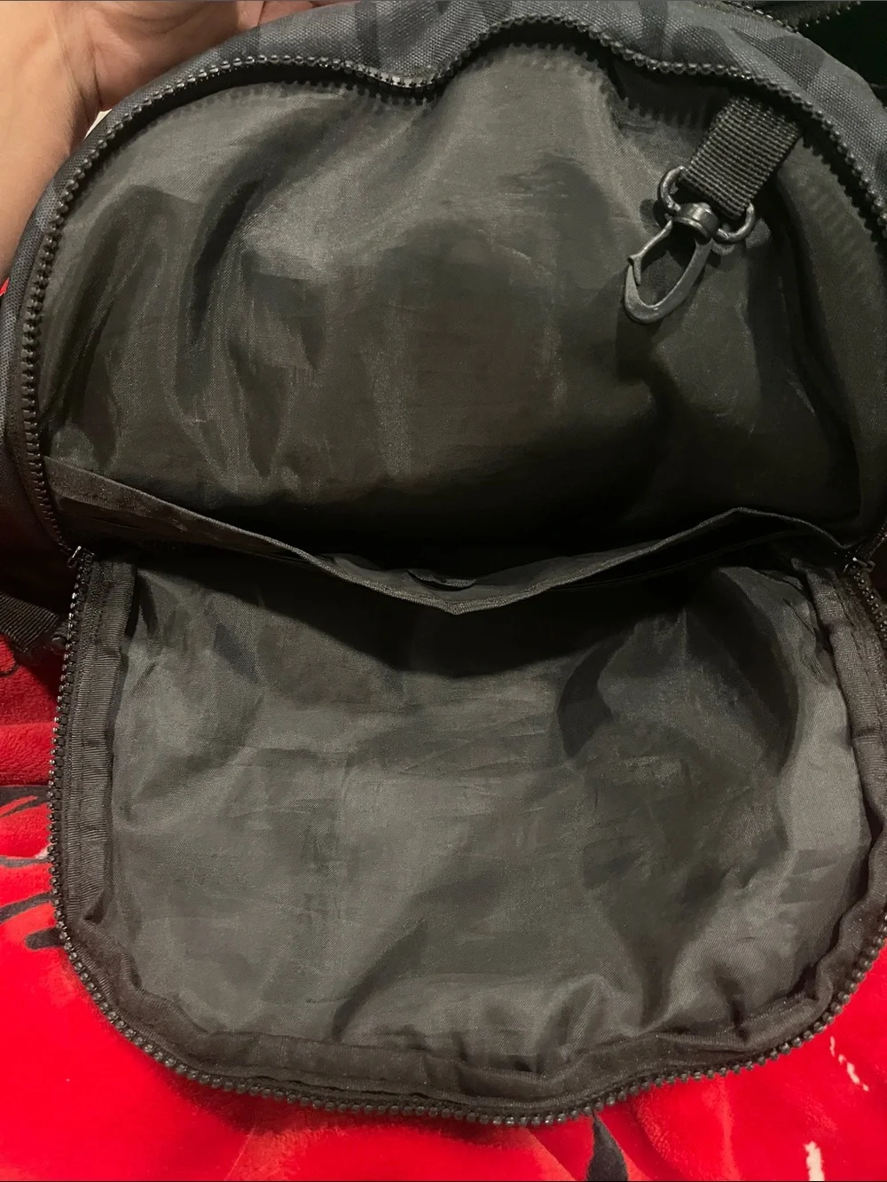 BURLEBO Black Camo Men’s Backpack