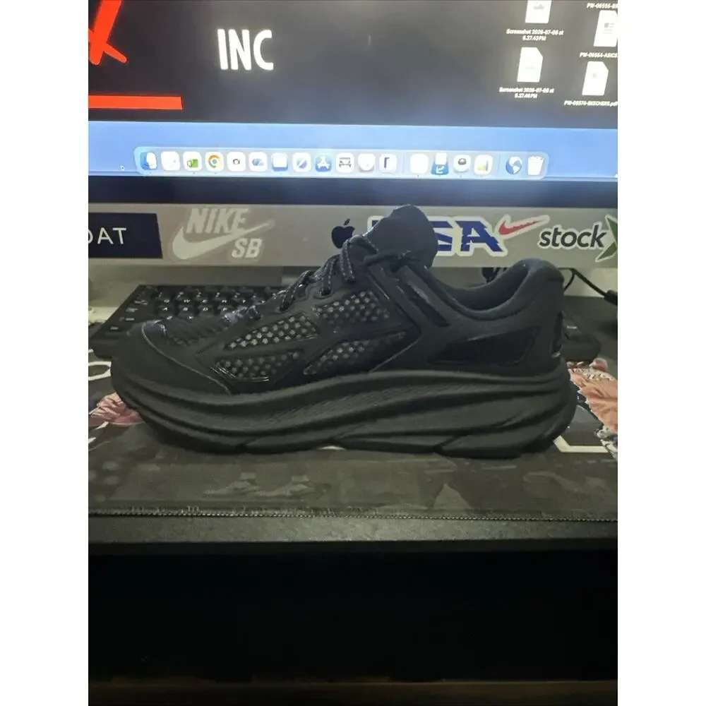 Hoka One One footwear no