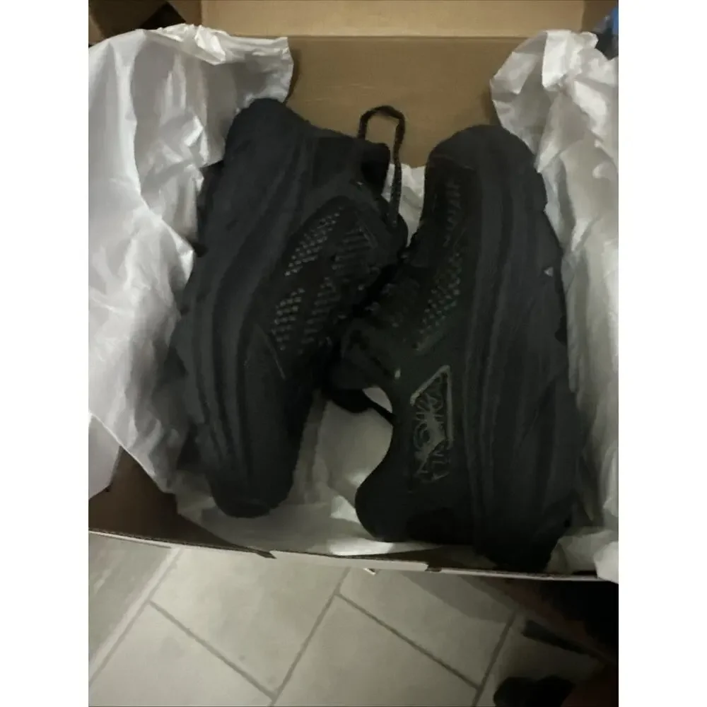 Hoka One One worn tags details