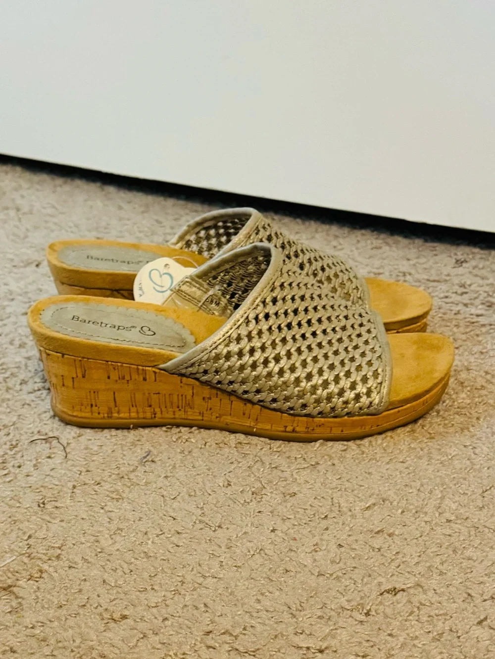 Pretty Baretraps size 6.5 champagne color Flossey slip on wedge sandals new