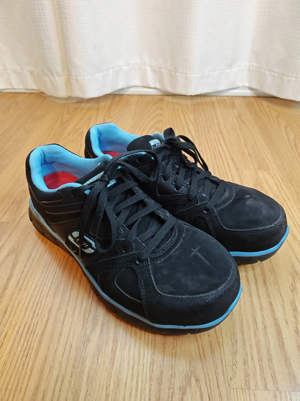 Skechers work relaxed