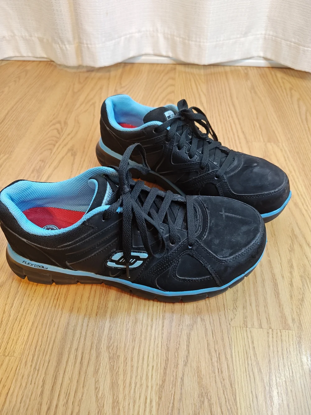 Skechers work relaxed